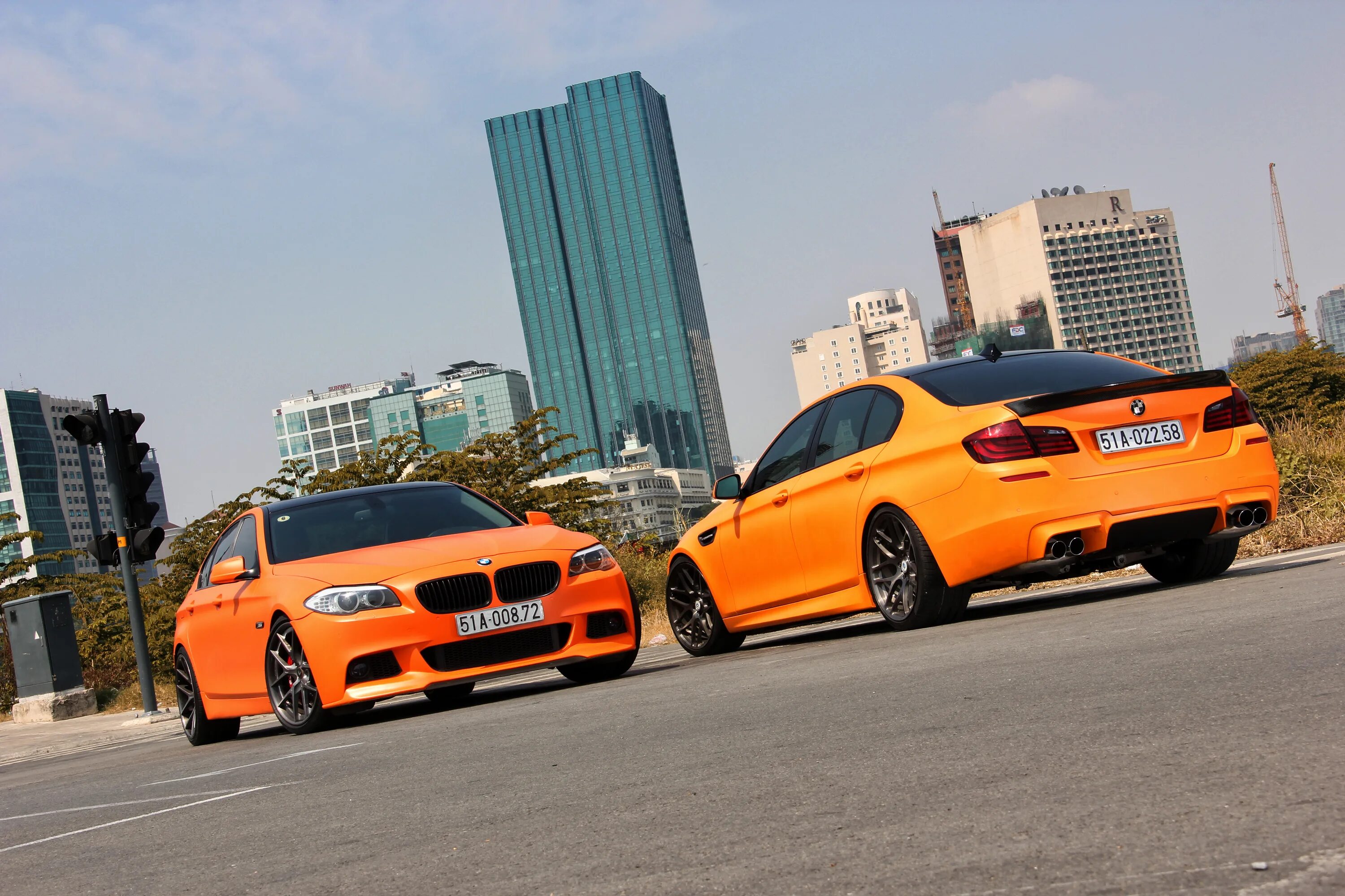 BMW m5 f10 Orange. BMW m5 f10 оранжевая. BMW m5 Yellow. Желтая BMW m5 f10. Tune f