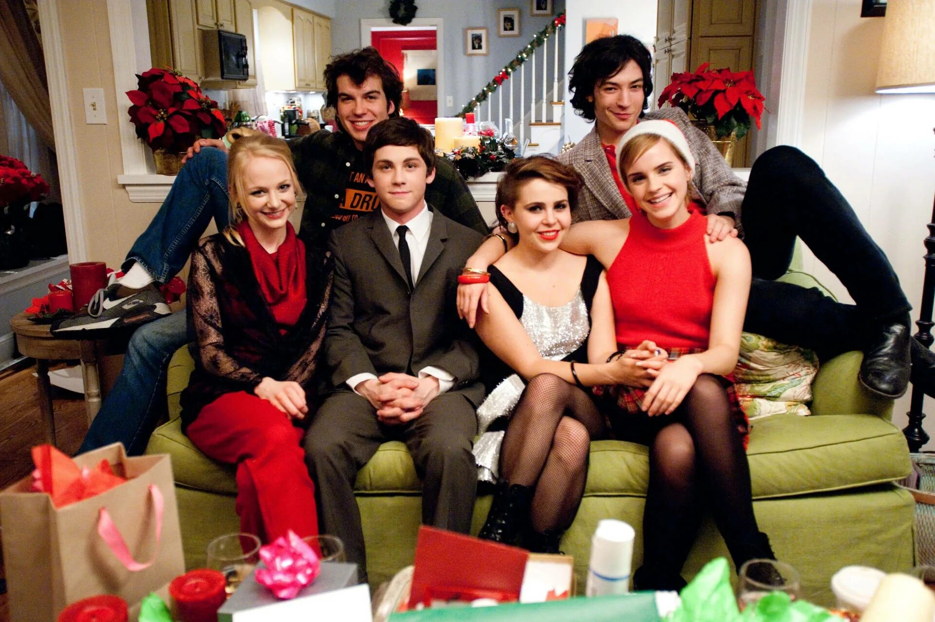 Part of being a woman. Хорошо быть тихоней  the perks of being a wallflower (2012). логан лерман хорошо быть тихоней. мэй уитман хорошо быть тихоней.