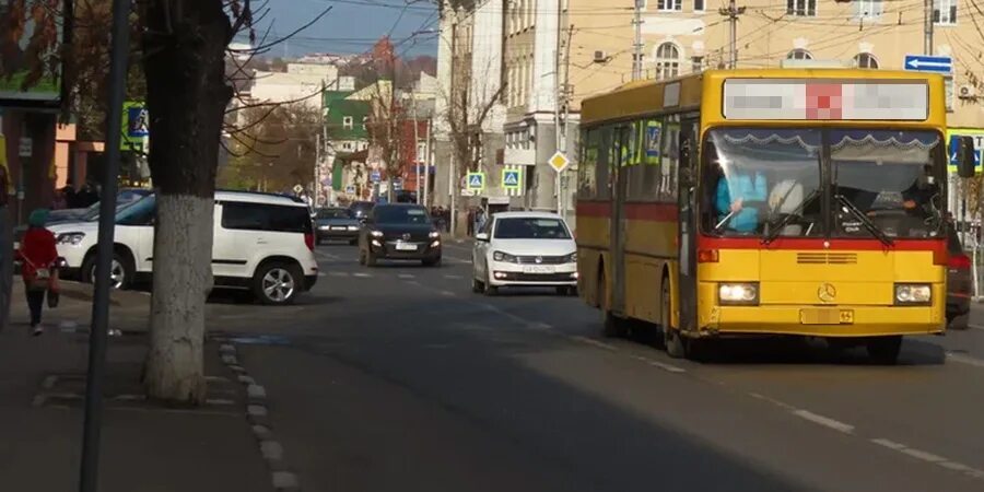 Саратов автобус час. 53 Автобус Саратов. Саратов общественный транспорт. Автобус Энгельс 2022. Автобус 53 Саратов Энгельс.