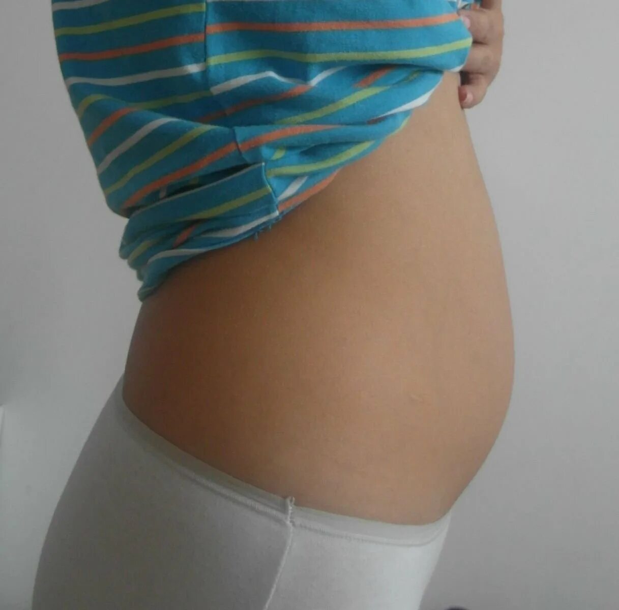 11 недель беременности 2 беременность. Живот на 11 неделе беременности. Животик на 11 неделе беременности. 11 Недель беременности. Беременный живот в 11 недель.