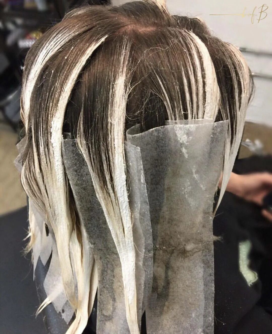 Техника окрашивания мелирование. Окрашивания балаяж техника балаяж. омбре балаяж техника окрашивание. техника балаяж и мелирование на волосах. техника мелирования шатуш.