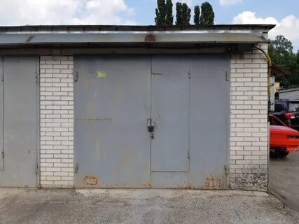 В гараже 75 процентов всех