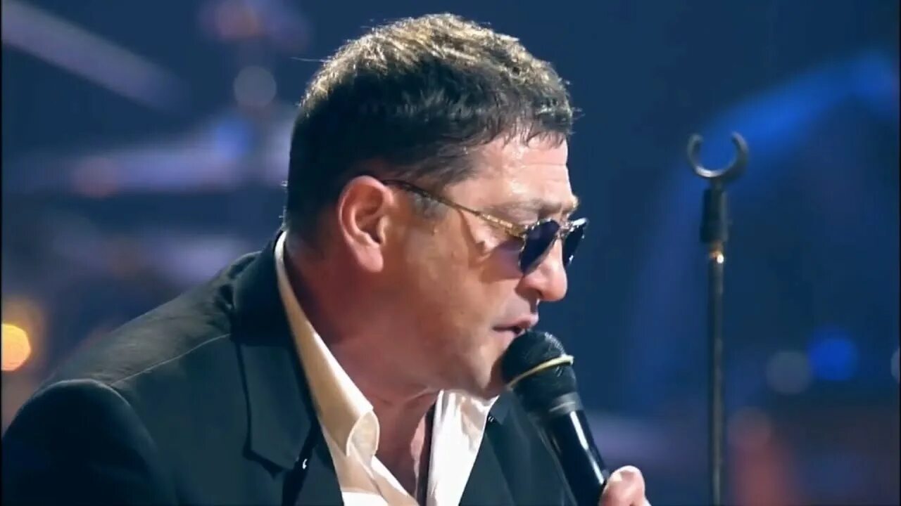 Лепс парус концерт. Лепс 2000. Лепс я буду с тобой. Лепс кому летать а кому то. Лепс фото.