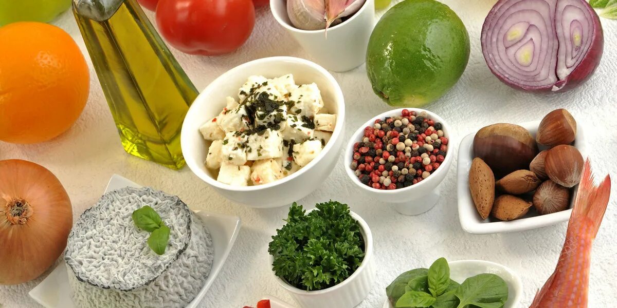 Как есть при. Продукты с натуральными пребиотиками. Пребиотики продукты. Пробиотики и пребиотики в продуктах. Пробиотики и пребиотики в продуктах питания.