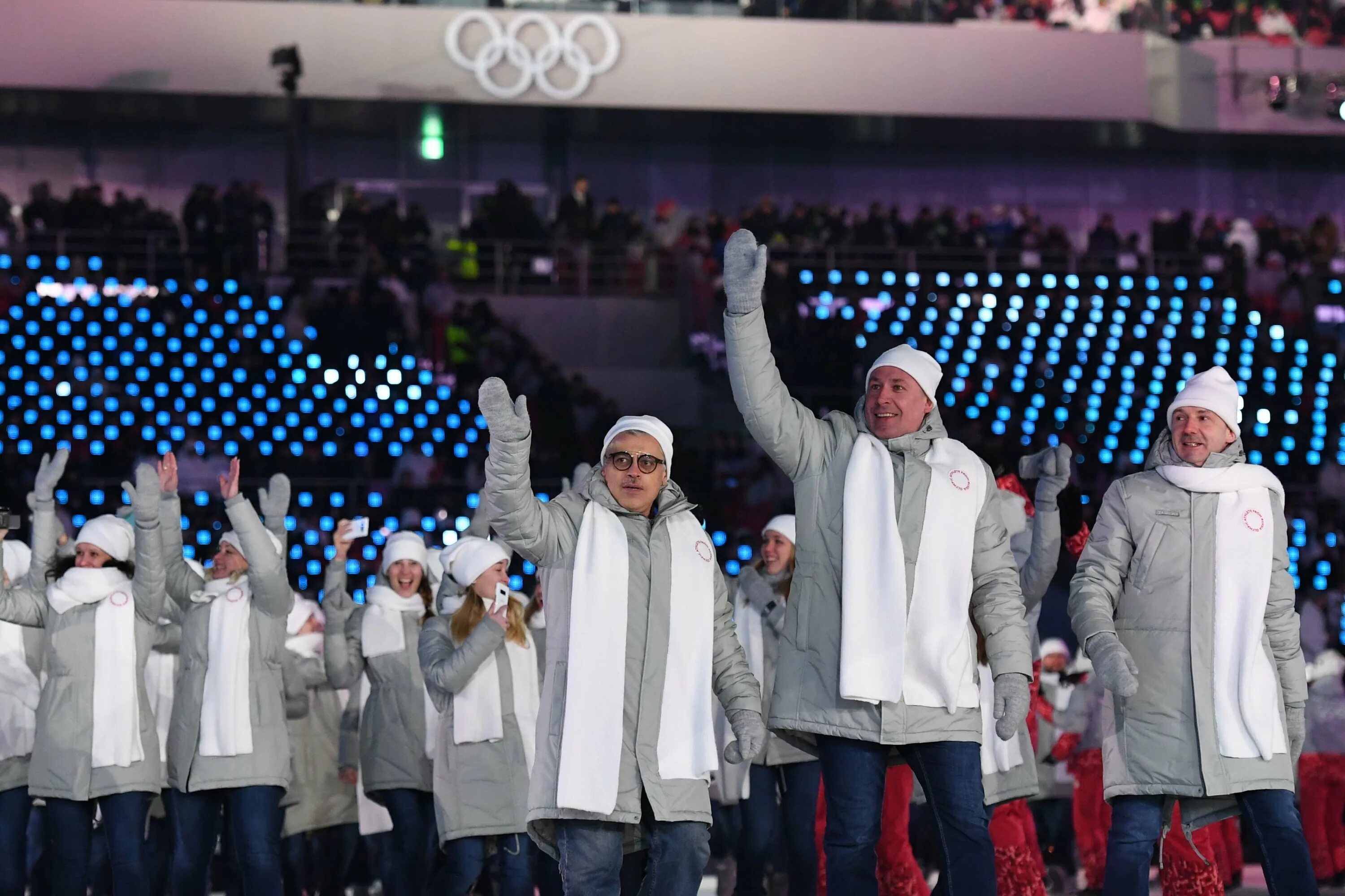 Олимпийские игры 2018 где. Форма России на Олимпиаде 2018. Одежда сборной России на Олимпиаде 2018. Олимпийская форма в Пхенчхане 2018. Форма олимпийской сборной 2018.