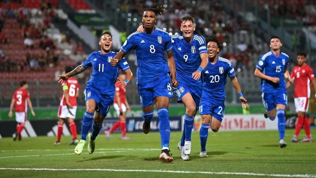 Жьяр-над-гроном. Сборная израиля 2022. Euro u19. Сборная англии по футболу 2022. Euro u19.