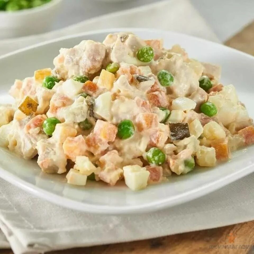 Курица горошек огурец яйцо