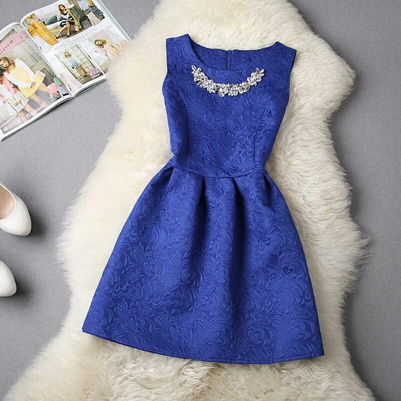 Синие платья сшить. Красивые платья из плотного материала. Платье из плотной ткани. Платье из плотной ткани ребенка. Синее платье из плотной ткани.