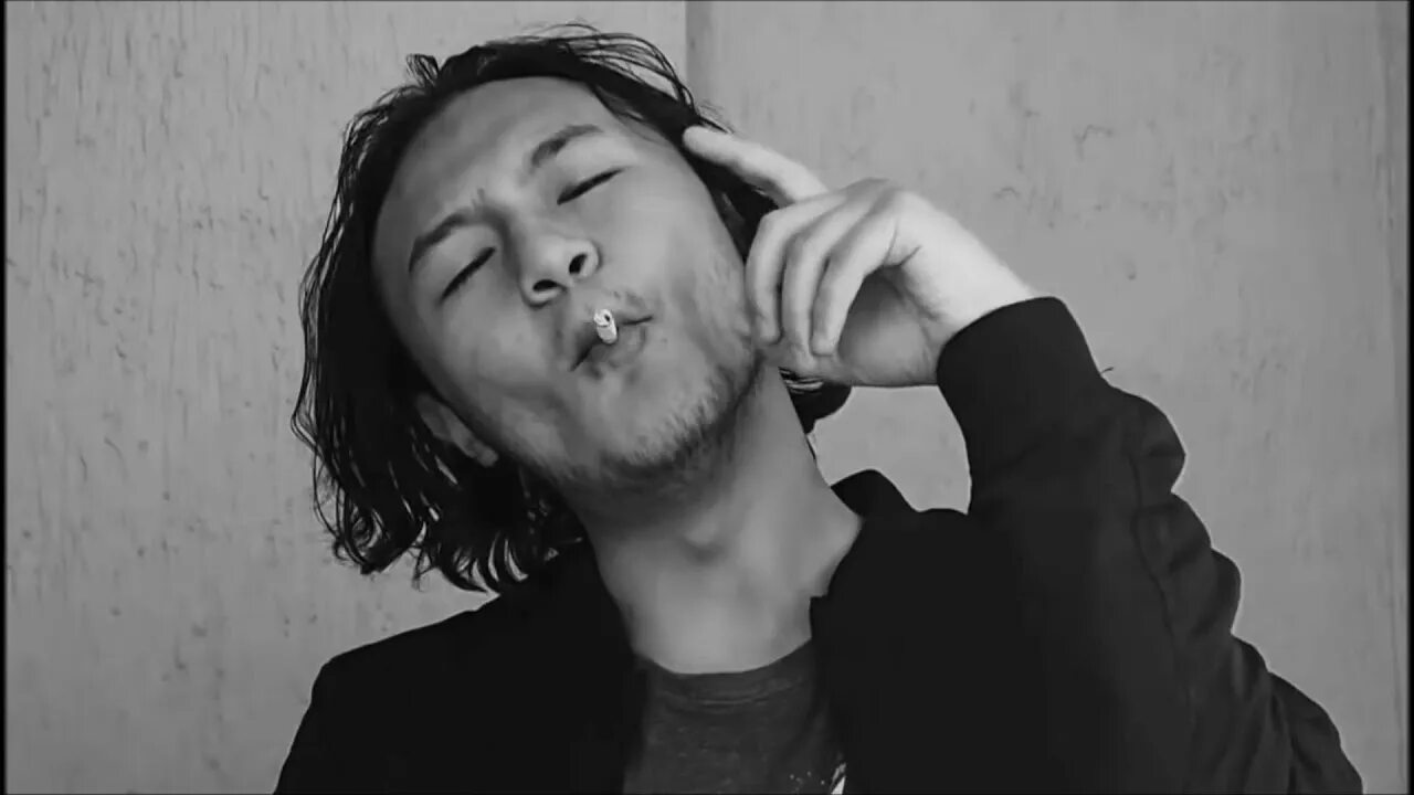 Масло черного тмина рэпер. Скриптонит и масло черного тмина. Айды́н нура́лин. Рэпер тмин. Масло чёрного тмина исполнитель репер.