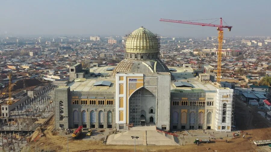 Центр исламской цивилизации в ташкенте август 2022. Исламский центр в ташкенте. Кауачи перу. Пирамида чичен-ица. Асирион египет.