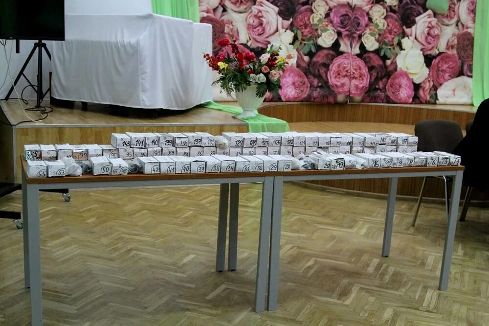 Железногорск красноярский край. Храм железногорск красноярского края зима. Паспортный стол железногорск курской ленина 36. Центр города железногорска красноярского края. Стол железногорск красноярский край.