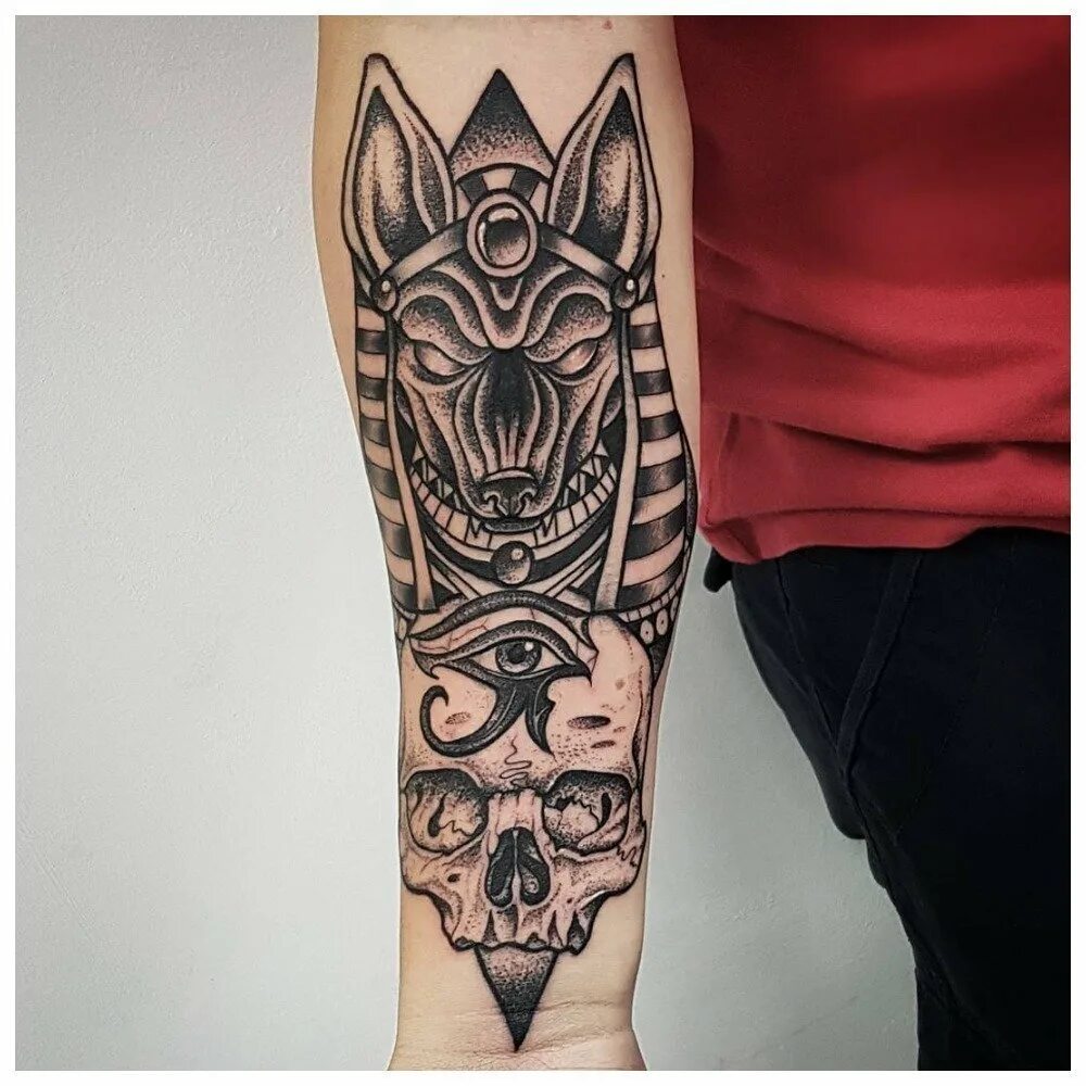 Анубис випшейдинг. Боги египта тату анубис анубис. Тату анубис блэкворк. Анубис на руке. Тату египетские анубис.