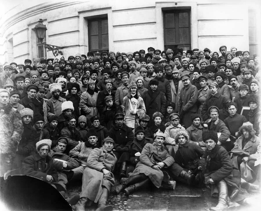 Вкп 1920 год. X съезд РКП(Б) (март 1921 г.). 10 Съезд РКПБ В 1921. 10 Съезда РКП Б 1921. 1921 Г. на x съезде РКП(Б) Ленин.