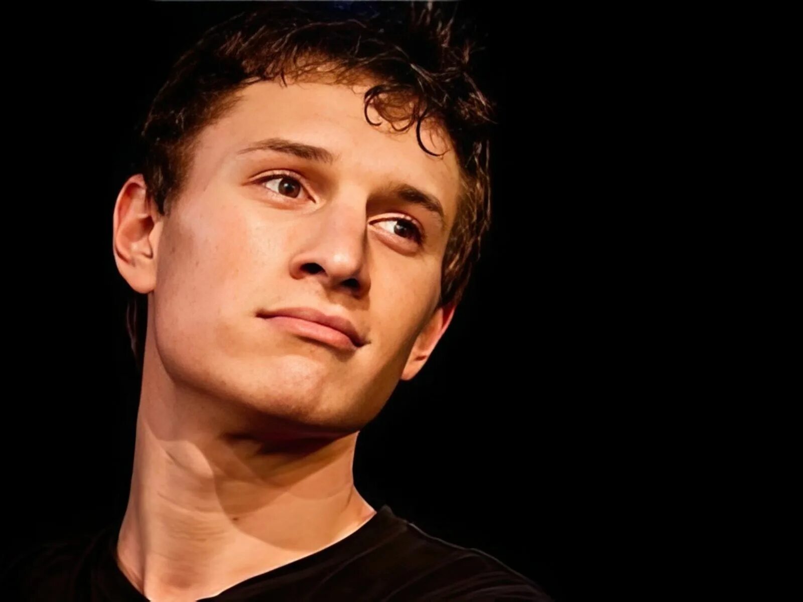 Пародист илья шабельников. Пародист илья шабельников. Сатир это блоггер. Блоггер илья шабельников. Сатир это блоггер.