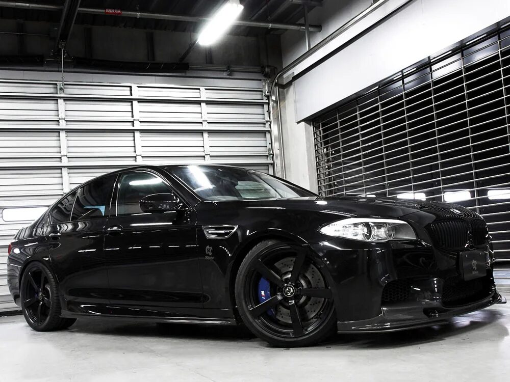 Работы тюнинг. BMW m5 f10 Black. BMW m5 f10 Black Tuning. BMW m5 f10 черная. BMW f10 Tuning Black.