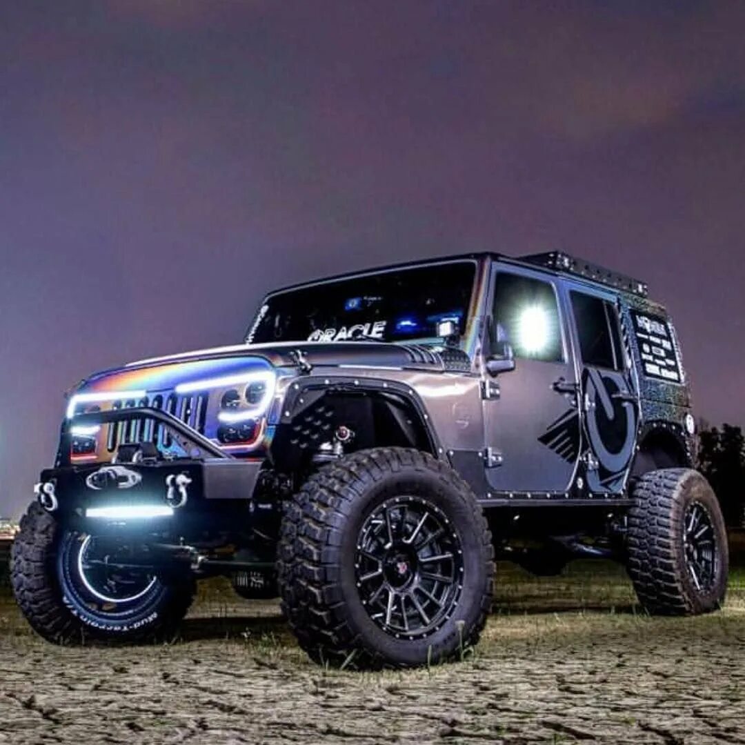 Джип knight xv. Rezvani tank 2020. Mercedes benz g force. Jeep wrangler 4x4. Мерседес ener-g-force 2030.