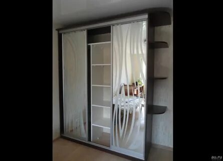 Шкаф купе зеркалом внутри