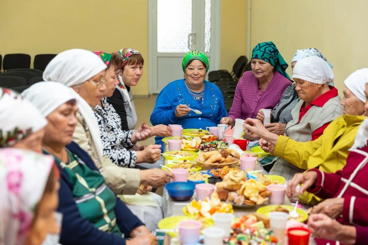 Когда в россии праздник ураза байрам. Ураза байрам. Праздники Ислама Ураза байрам. С праздником Ураза байрам. Ураза байрам, праздник разговения.