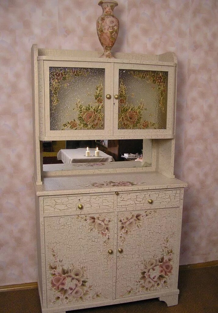 Старые кухонные шкафы