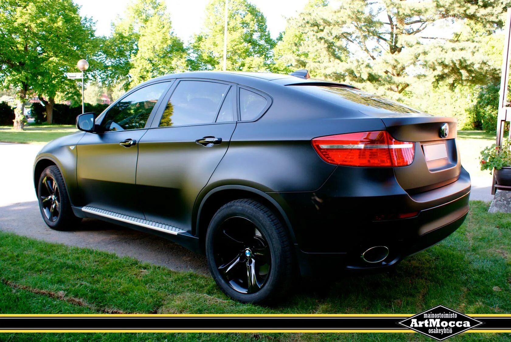 Сколько будет 5 икс 6. BMW x6 Matte. BMW x6m Black. БМВ x6 m матовая. БМВ x6 черный.