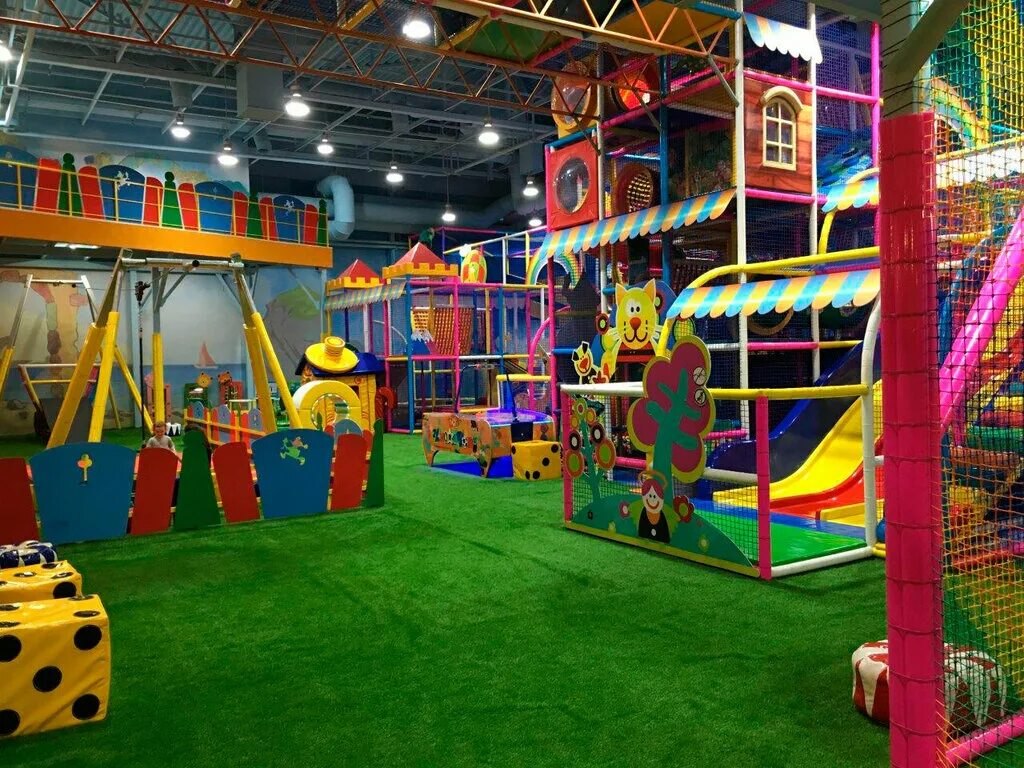 линзмастер. развлекательный центр для детей в санкт-петербурге. коломяжский проспект 15к2. коломяжский проспект дом 21. тц капитолий спб на пионерской.