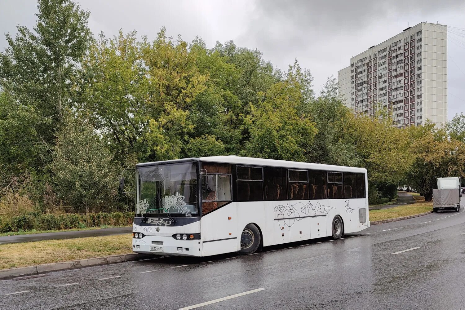 22 2-2-2 москва. Автобус шанхай. Автобус 95 красноярск. Mercedes conecto. Маршрут 95 автобуса новосибирск.