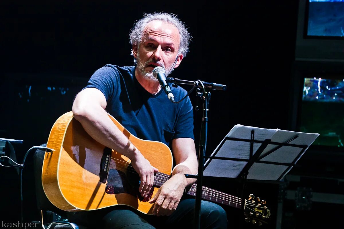 Радио мегаполис 89. Мегаполис плейлист сегодня. Студия мегаполис fm. Мегаполис группа и олег нестеров. Мегаполис плейлист сегодня.