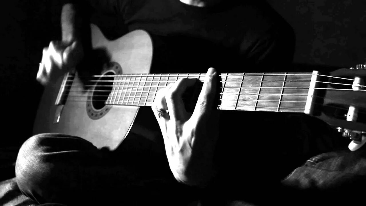 Песня барин под гитару. Розенбаум барин. Песня барин под гитару. Российские певцы под гитару. Рука на струнах гитары.