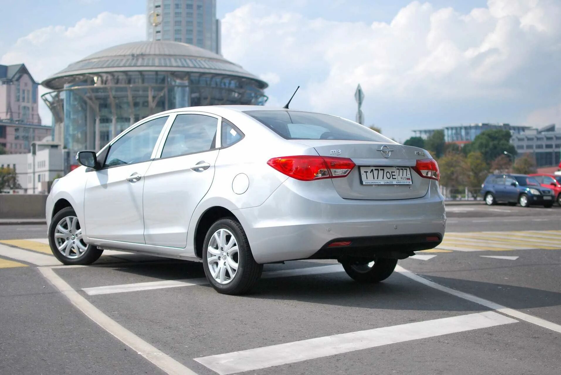 Автомобиль хайма м3. Haima m3 2014. Хайма м3 фото. Хайма м3 фото. Haima m3.