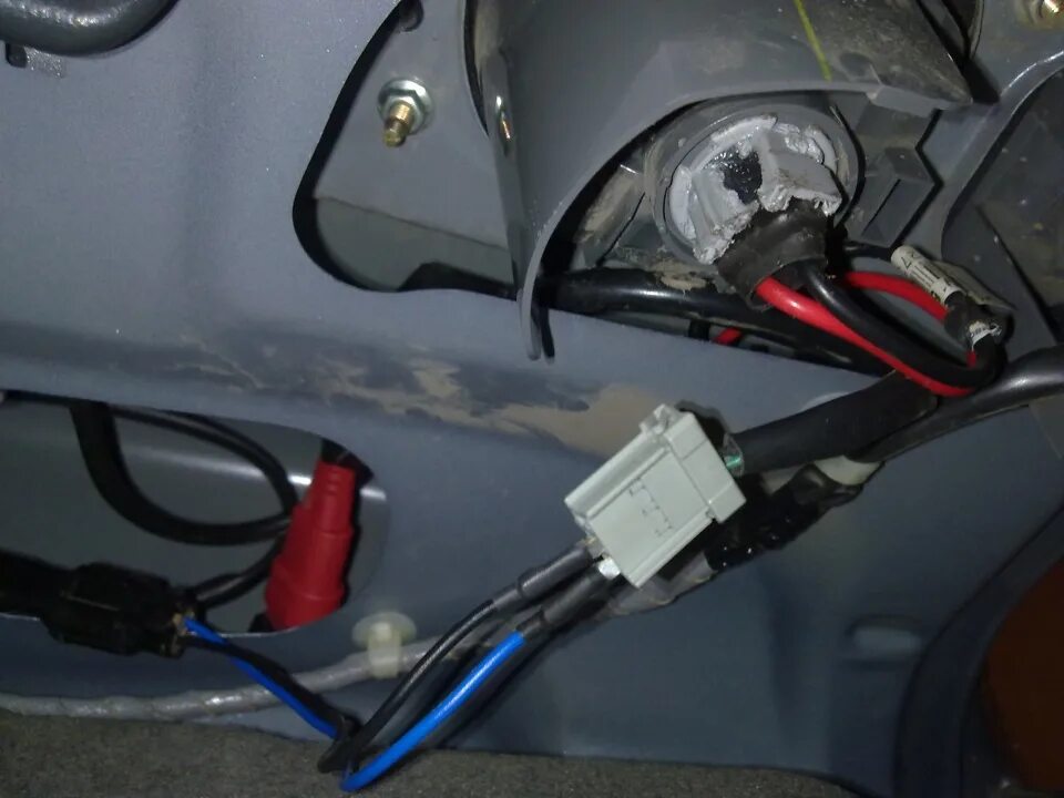 Ксеноновые лампы мазда 3 бк. Лампа ксенон задний ход. Ксенон в задний ход. Ксенон в задний ход. Ксенон в задний ход.