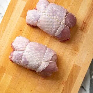 Рулет из окорочка курицы