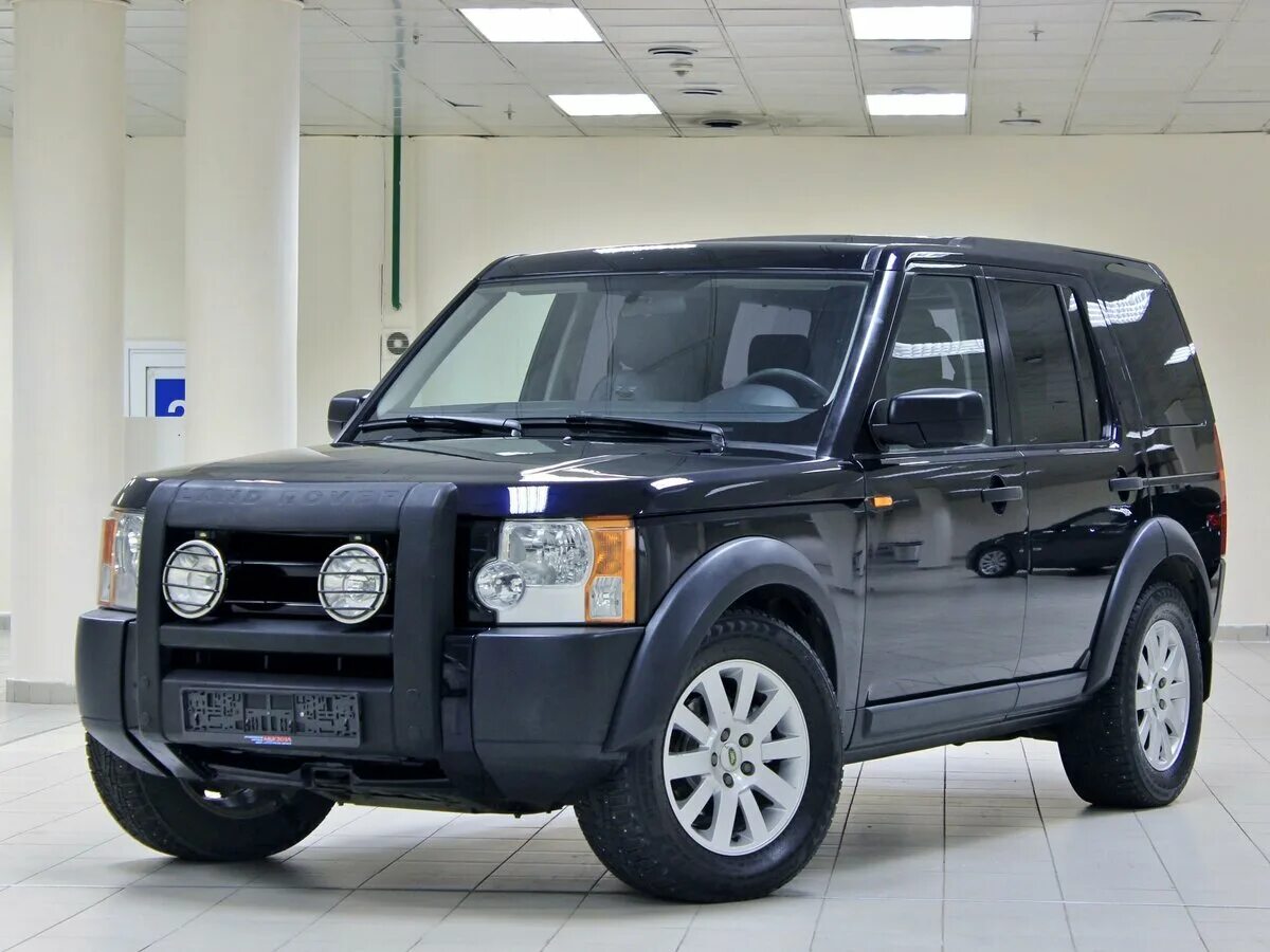 Купить ленд ровер дискавери москва. Ленд Ровер Дискавери 3. Range Rover Discovery 2007. Ленд Ровер Дискавери 3 2007. Land Rover Discovery 3 2007.