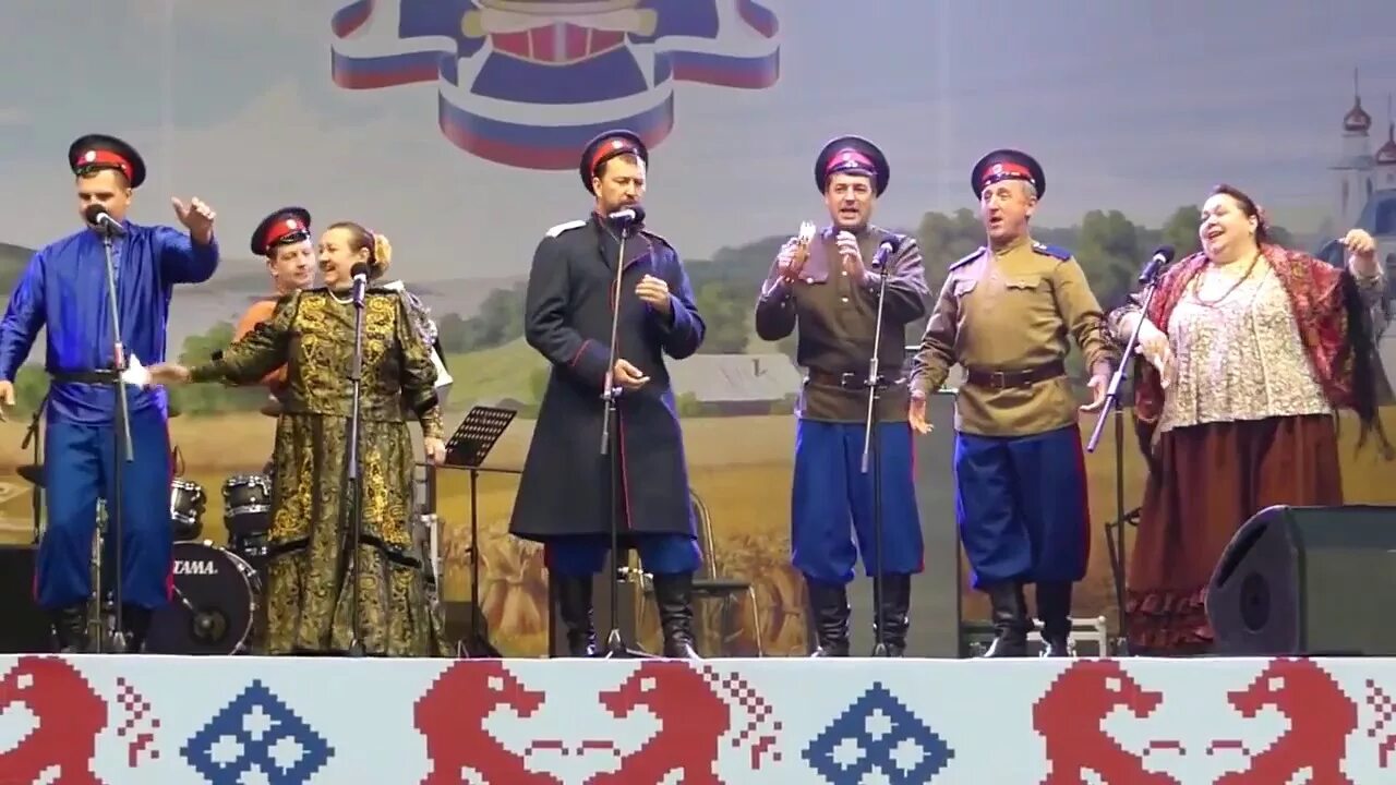 Казачья драйвица ансамбль. Казачий ансамбль станица волгоград. Казачий ансамбль станица. Казачья вольная. Забайкальский казачий ансамбль станица.