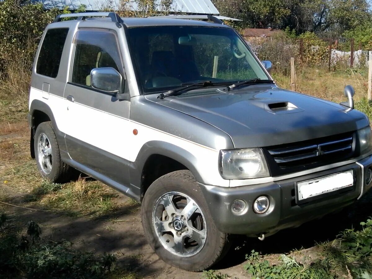 Внедорожники б у россия. Mitsubishi Pajero Mini 2003. Паджеро 2 2003. Паджеро мини 2003 год. Mitsubishi Pajero Mini полный привод.