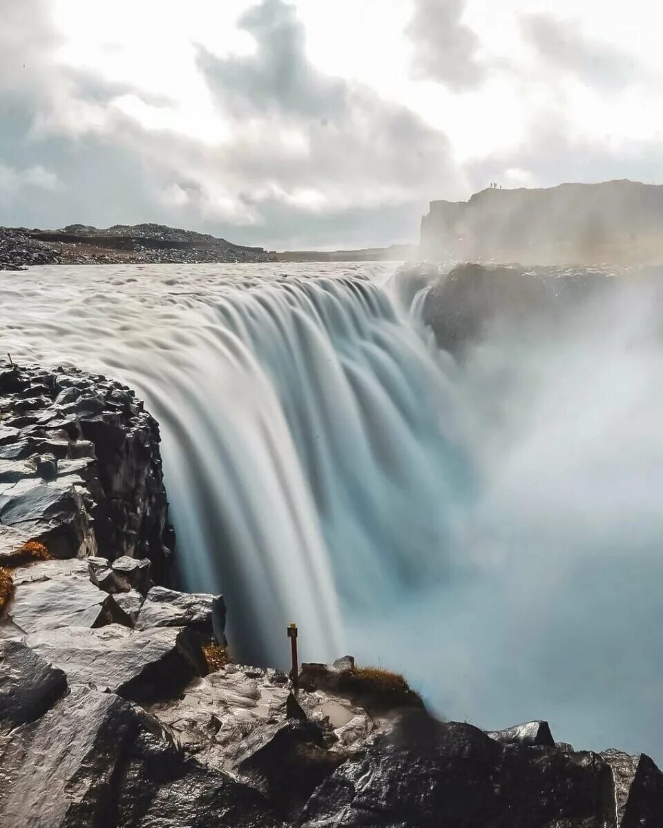 Какой самый мощный водопад. Водопад Деттифосс (Dettifoss),. Деттифосс Исландия. Ла Алегрия водопад Ботсвана. Водопад Герсоппа.