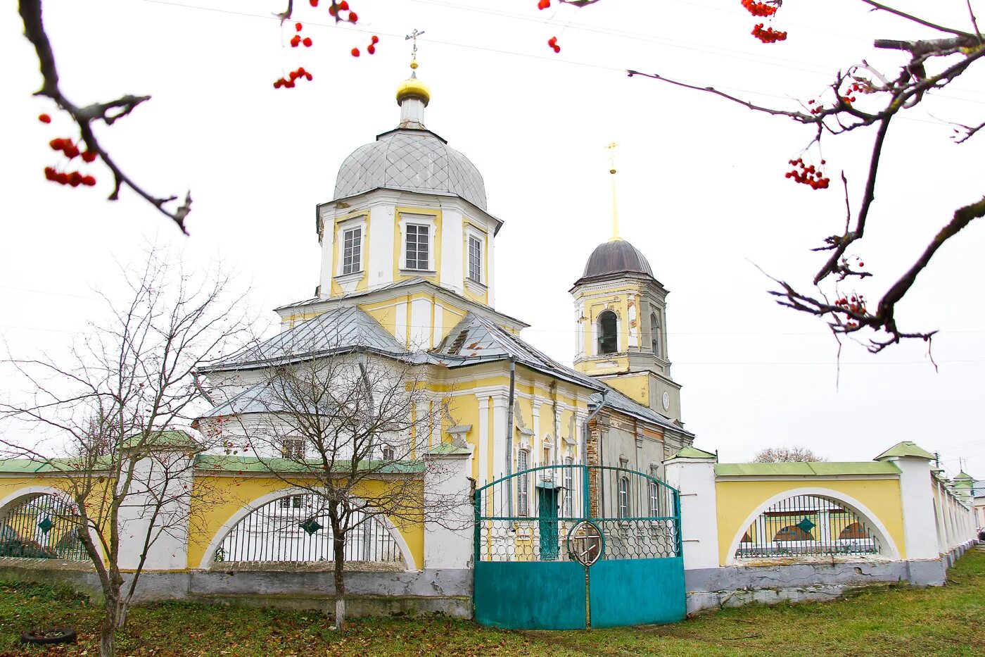 Дмитровск храм Димитрия Солунского. Церковь Дмитрия Солунского в Дмитровске. Церковь Дмитрия Солунского Дмитровск Орловская область. Церкви в Дмитровске Орловском. Дмитровск время