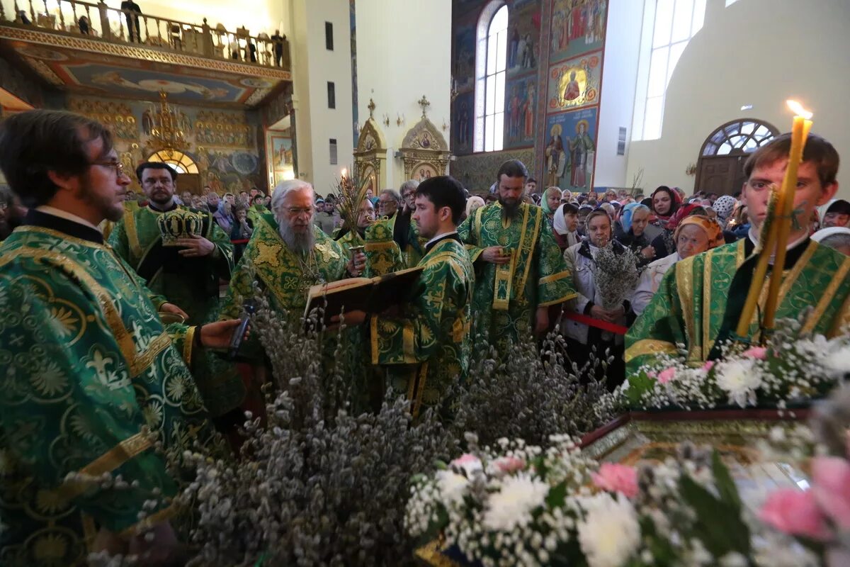 Последние православные новости. Седмица ваий. Неделя ваий. Вход Господень во Иерусалим всенощное бдение фото.