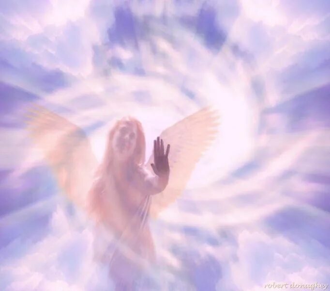 Ангелы радуются. Ангел хранитель на небесах. Красивое небо с ангелами. Ангел хранитель в небе. Ангелочек в небе.