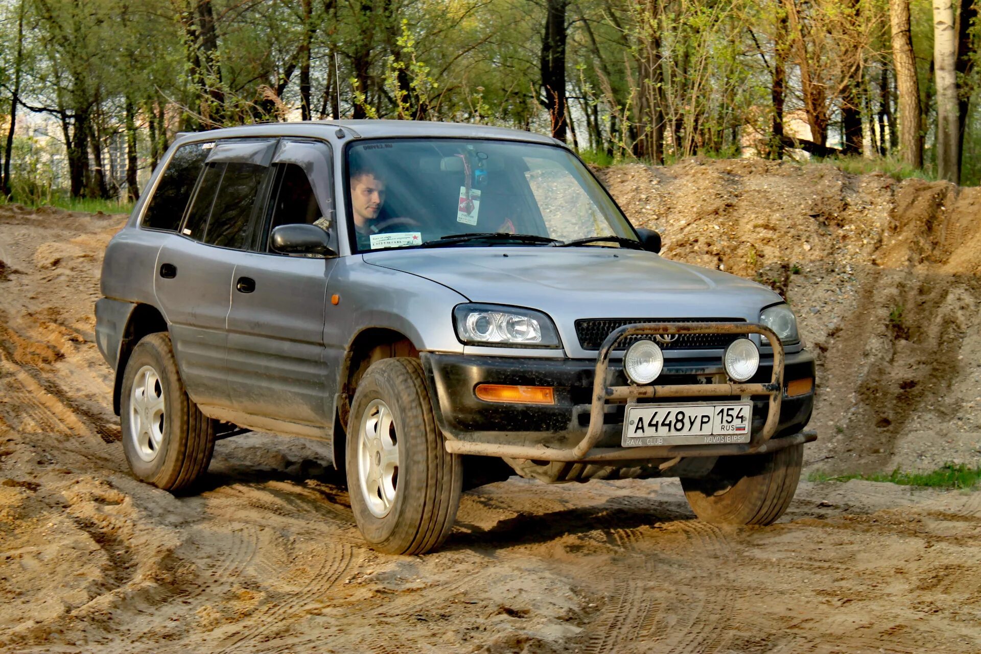 Toyota rav4 1 поколение. Тойота рав 4 первого поколения. Toyota rav4 1999. Toyota rav4 1994 Offroad.