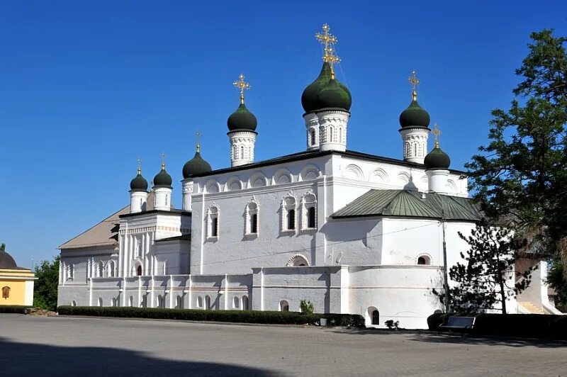 храм живоначальной троицы астрахань