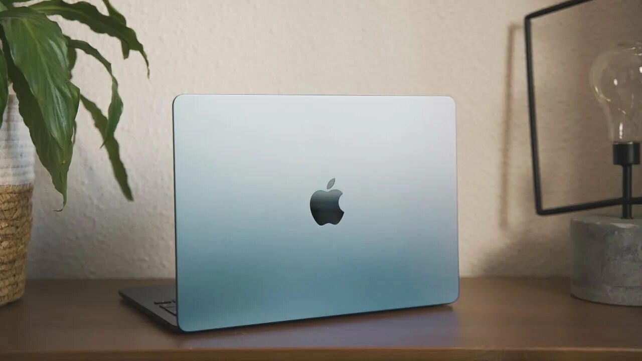 Macbook midnight. Macbook air m2.