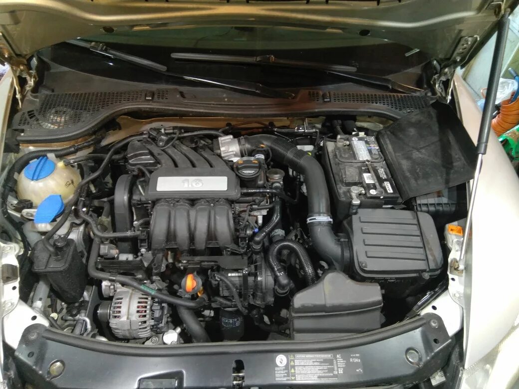 Куплю двигатель шкода а5. 1.6 MPI мотор Octavia. Skoda Octavia MPI 1.6. Skoda Octavia a5 1.6 MPI двигатель.