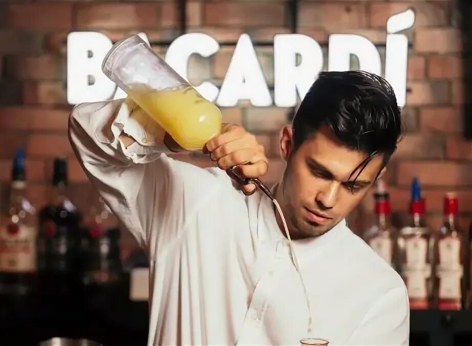 Рестобар отдых. Рестобар отдых. Рестобар большой. Безумный бар. Ночной клуб вывеска.