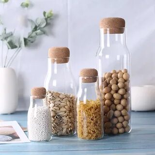 Бутылка с пробковой крышкой