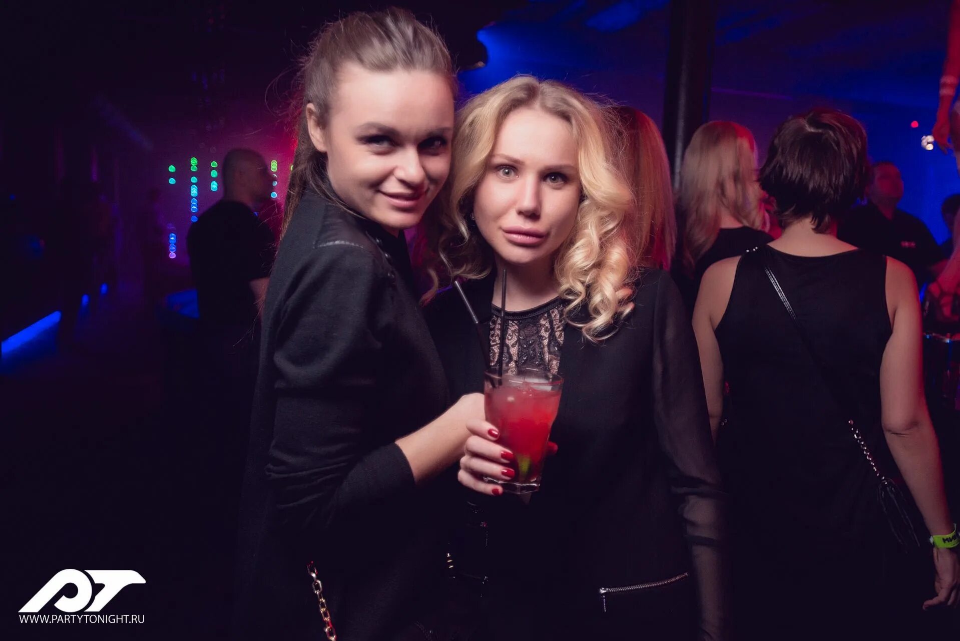 клуб family москва. Enjoy family москва. викилэнд семейный клуб. клуб family москва. Vikiland барвиха.