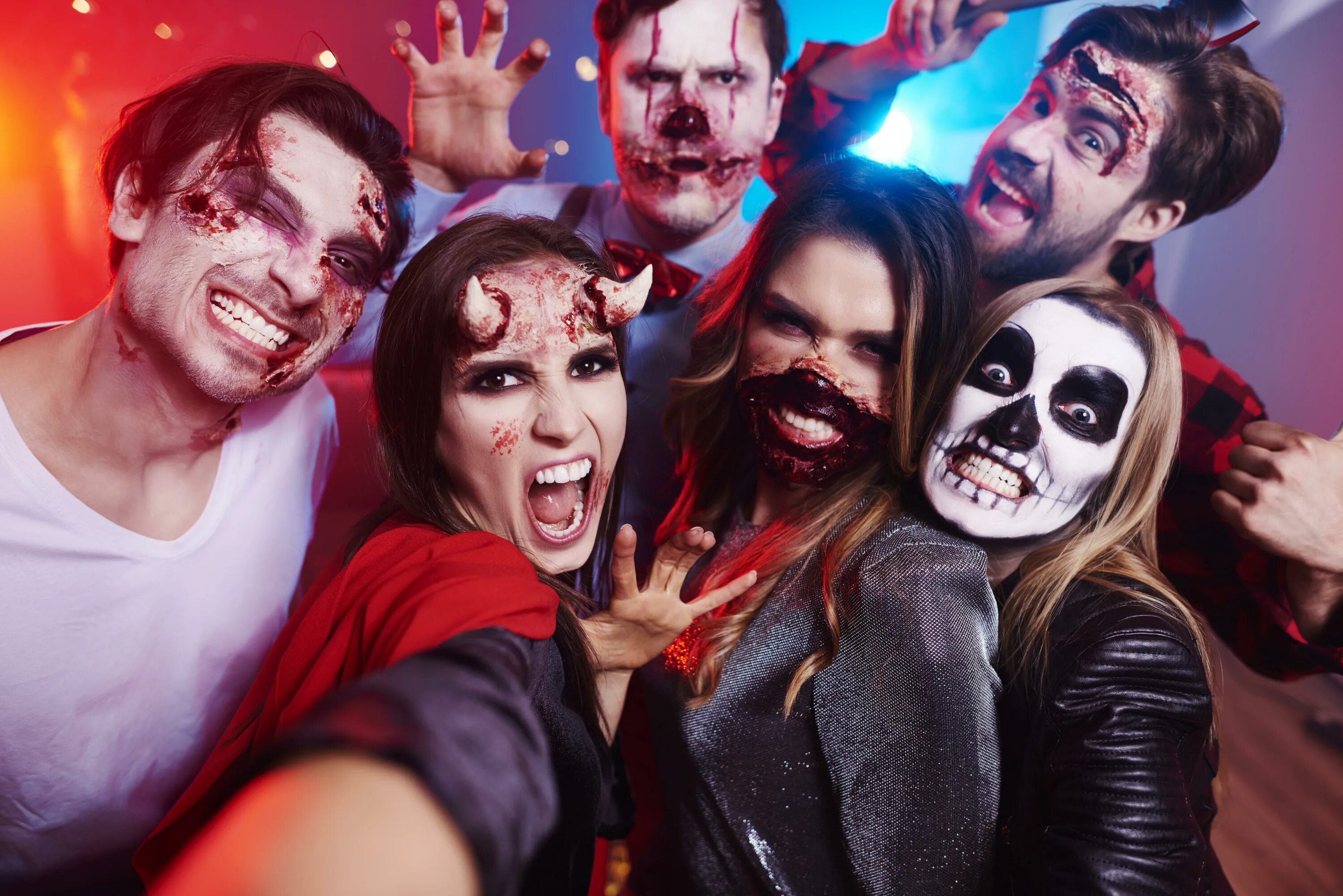 Вечеринка в честь хэллоуина. Halloween party costumes. Костюмированная вечеринка хэллоуин. Halloween party costumes. Тематическая вечеринка хэллоуин.
