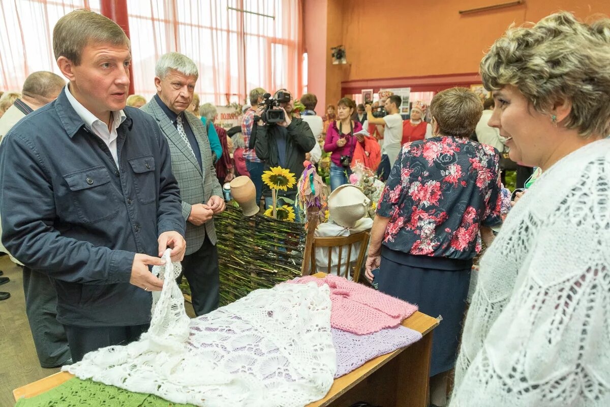 Псковская обл Дедовичи. Дедовичи Псковская область школа. Школа 2 область Псковская Дедовичи. Дедовичи Псковская область больница.