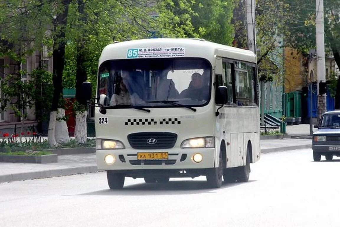 Маршрутка со. Hyundai county ростов 85а. 85а маршрутка ростов-на-дону. автобус 85а ростов на дону. 85 маршрут ростов.