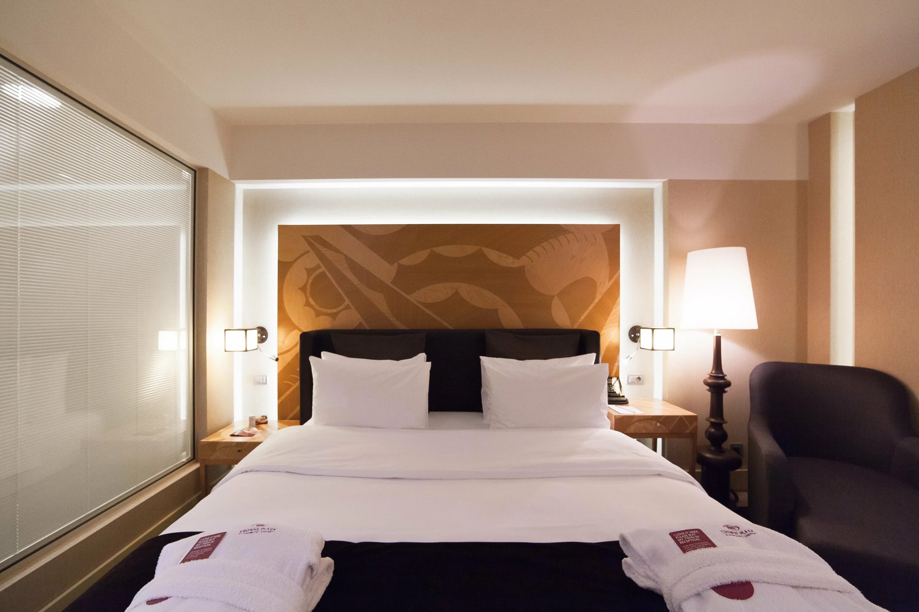 Crowne plaza санкт-петербург лиговский. Кроун плаза питер лиговский. Отель краун плаза лиговский. Crowne plaza спб лиговский. Crown hotel санкт.