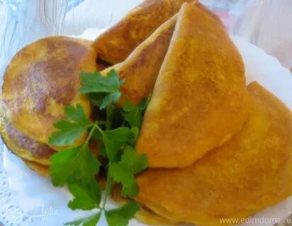 Чебуреки с тыквой и луком